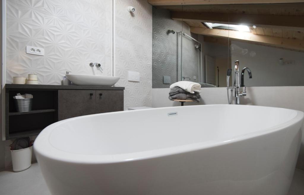 Sibinicum Luxury Rooms شيبينيك المظهر الخارجي الصورة